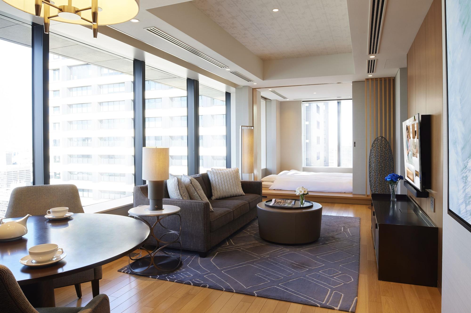 Ascott Marunouchi Tokyo Hotel Exterior photo